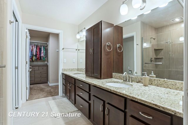 4392 Winterwood Lane, Saginaw, MI 48603