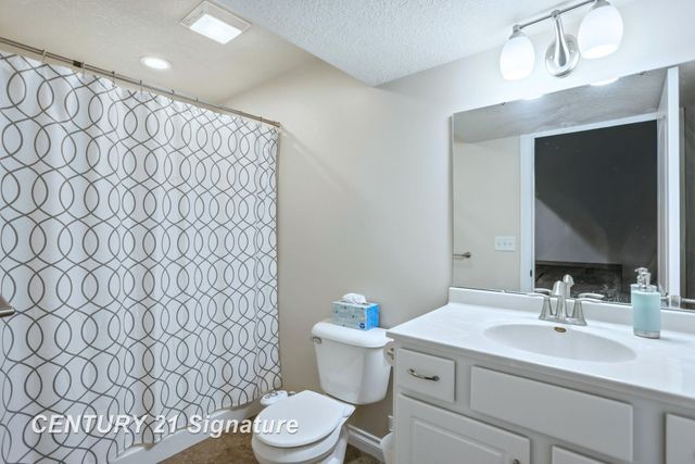 4392 Winterwood Lane, Saginaw, MI 48603