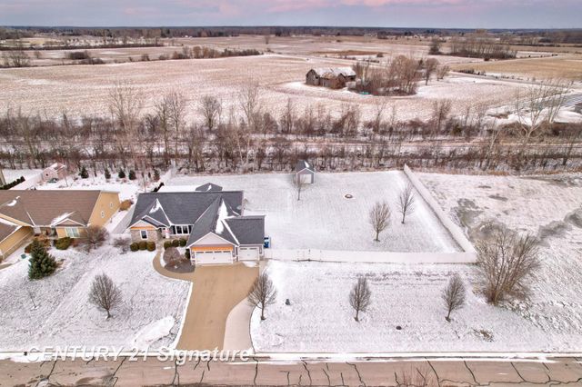 4392 Winterwood Lane, Saginaw, MI 48603