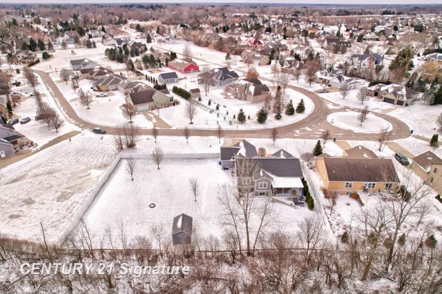 4392 Winterwood Lane, Saginaw, MI 48603