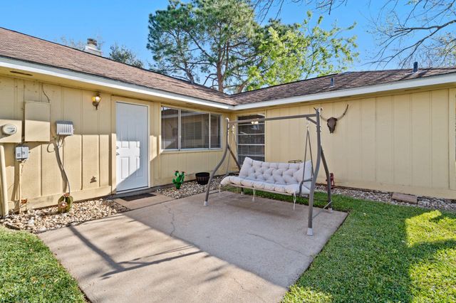 19407 Southaven Drive, Houston, TX 77084