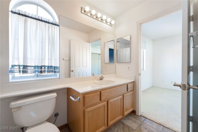 8705 Texas Bronco Avenue, Las Vegas, NV 89129