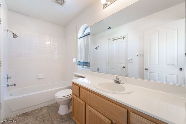 8705 Texas Bronco Avenue, Las Vegas, NV 89129