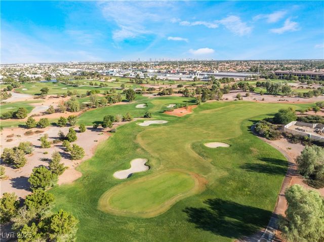 8705 Texas Bronco Avenue, Las Vegas, NV 89129