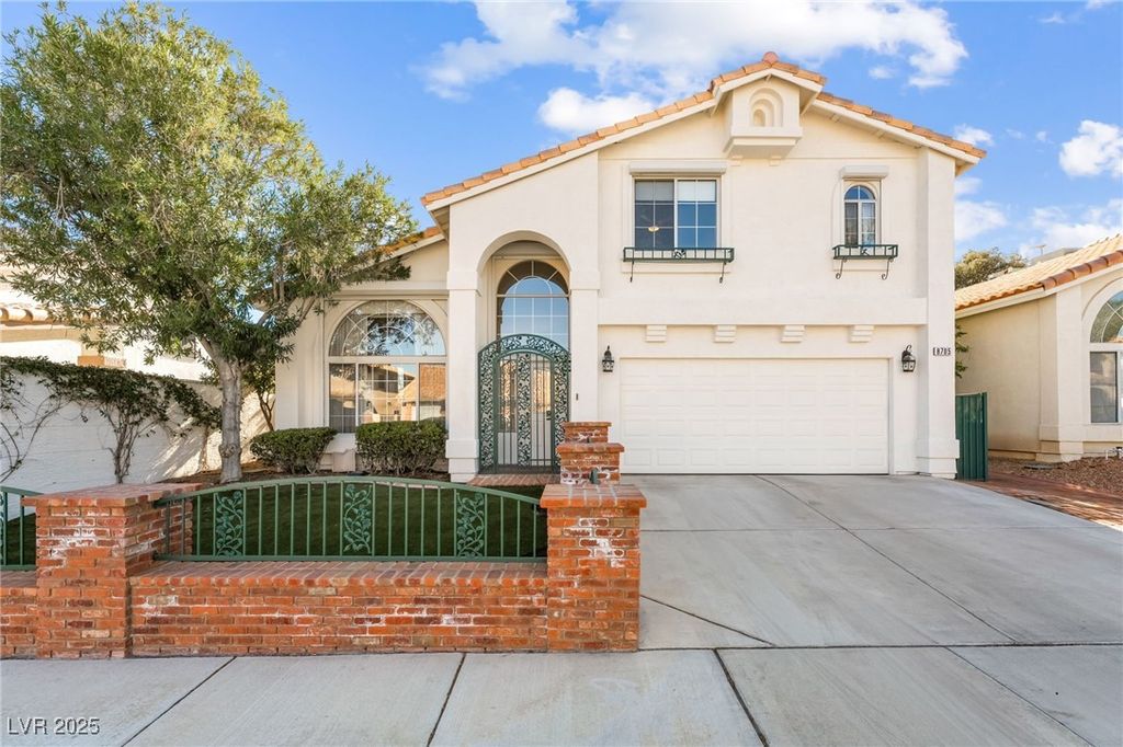 8705 Texas Bronco Avenue, Las Vegas, NV 89129