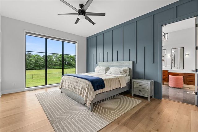13405 Woodland Ranch Drive, Lone Jack, MO 64070