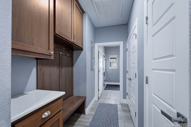 3585 Pittman, St Hedwig, TX 78152