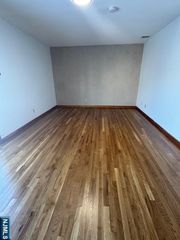 28 Rome Street, Newark, NJ 07105