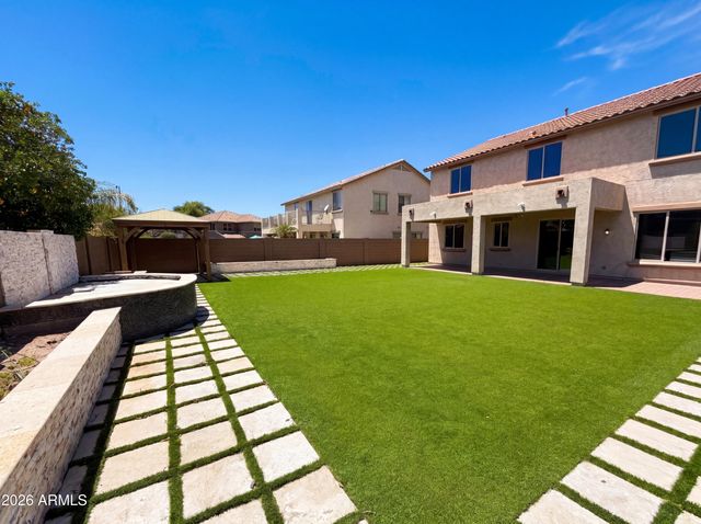 5227 W BENT TREE Drive, Phoenix, AZ 85083