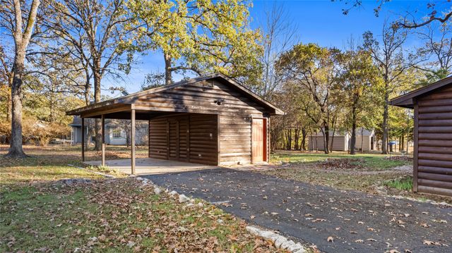 213 County Road 1997, Yantis, TX 75497