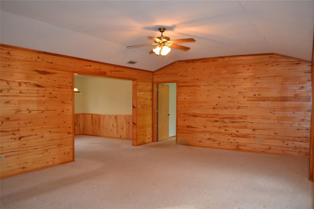 213 County Road 1997, Yantis, TX 75497