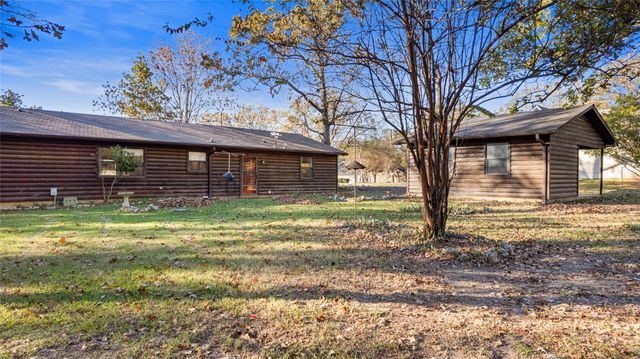213 County Road 1997, Yantis, TX 75497