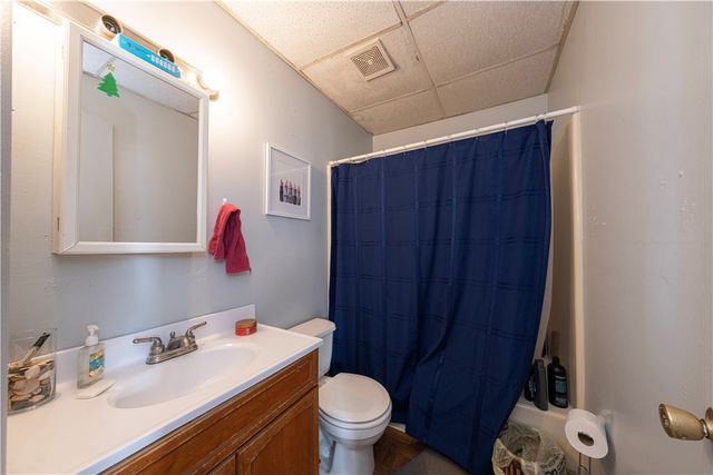 801 Vine St, Liberty Boro, PA 15133