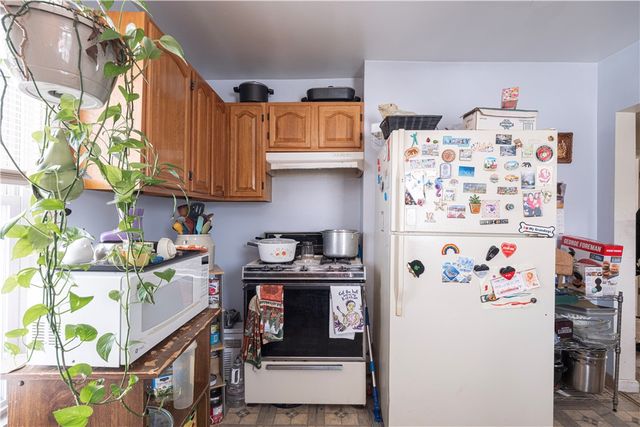 801 Vine St, Liberty Boro, PA 15133