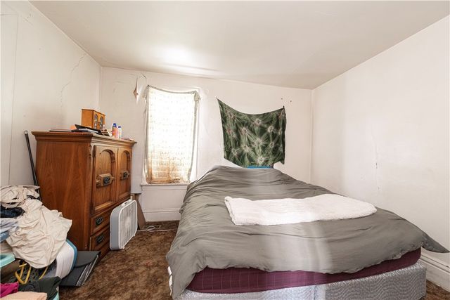 801 Vine St, Liberty Boro, PA 15133