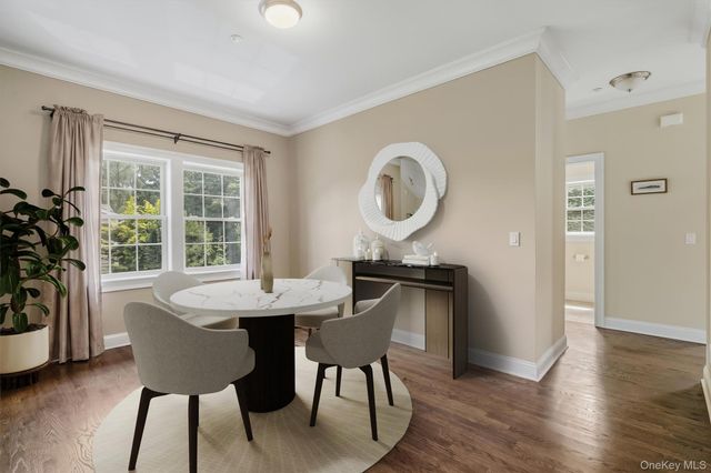 4 Preserve Court, White Plains, NY 10607