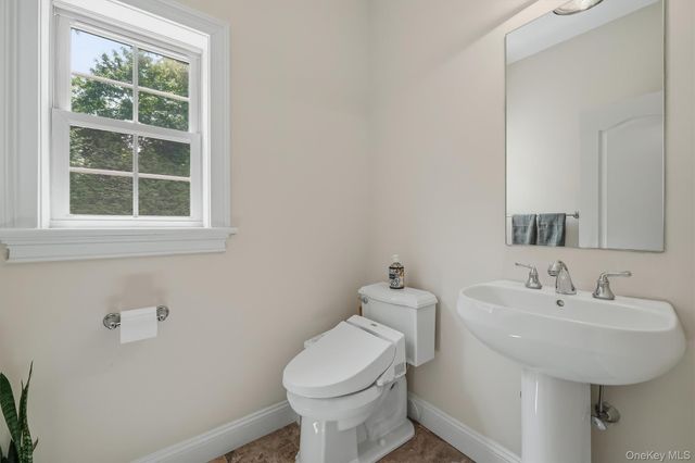 4 Preserve Court, White Plains, NY 10607