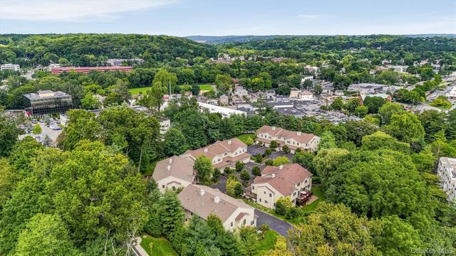 4 Preserve Court, White Plains, NY 10607