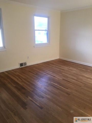 218 Newman Street 2513, Metuchen, NJ 08840