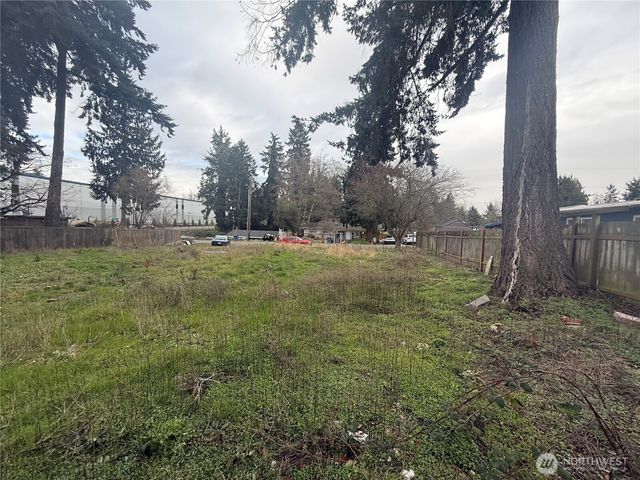 20015 S 13TH Avenue, Seatac, WA 98198