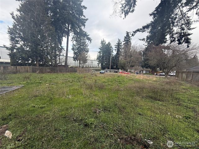 20015 S 13TH Avenue, Seatac, WA 98198