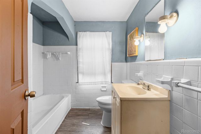 15082 Hazelridge Street, Detroit, MI 48205