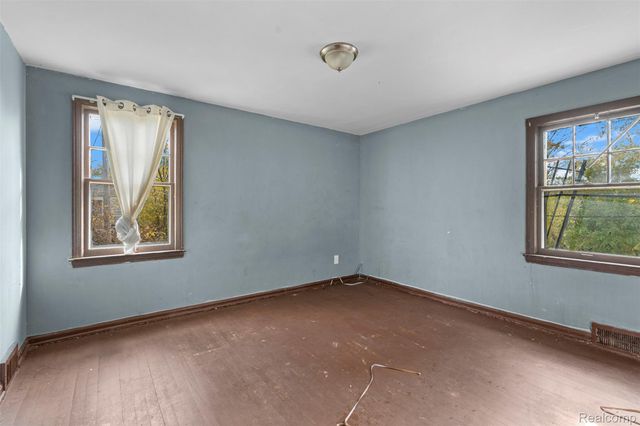 15082 Hazelridge Street, Detroit, MI 48205