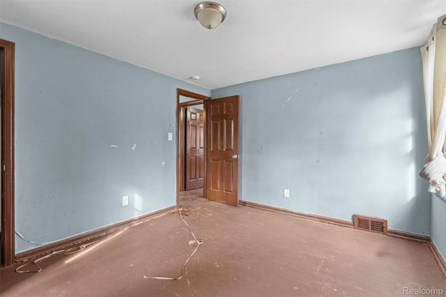 15082 Hazelridge Street, Detroit, MI 48205