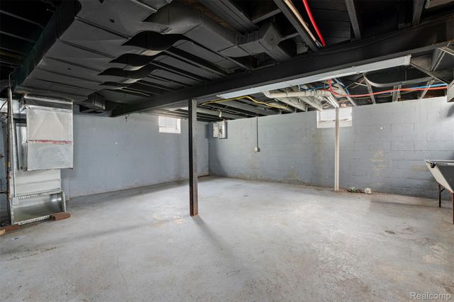 15082 Hazelridge Street, Detroit, MI 48205