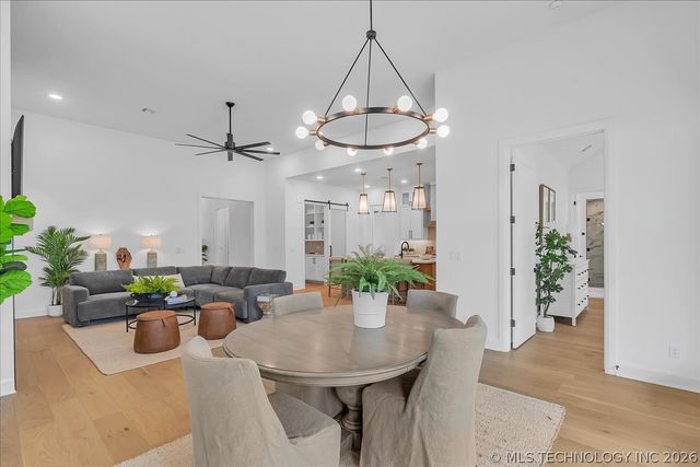 1223 N 71st Place, Broken Arrow, OK 74014