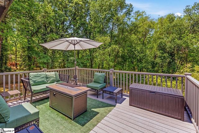 127 Oak Drive, Greer, SC 29650