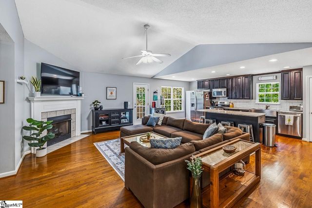 127 Oak Drive, Greer, SC 29650