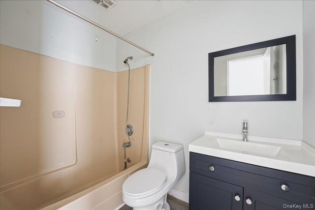 478 Sierra Vista Lane, Valley Cottage, NY 10989