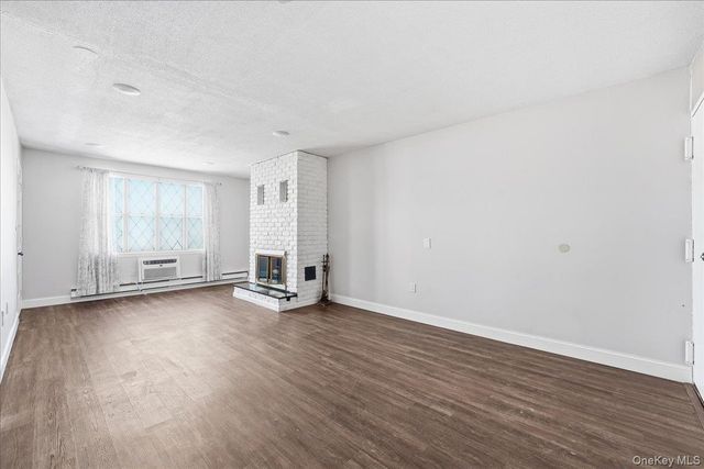 478 Sierra Vista Lane, Valley Cottage, NY 10989