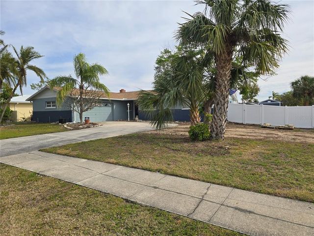 4701 LODESTONE DRIVE, Tampa, FL 33615