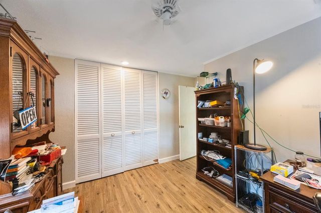 4701 LODESTONE DRIVE, Tampa, FL 33615