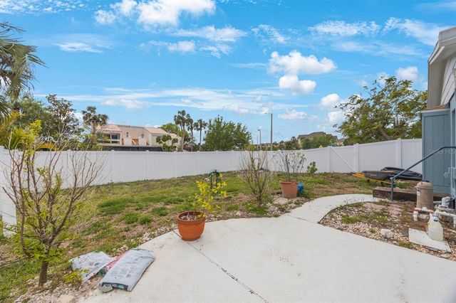 4701 LODESTONE DRIVE, Tampa, FL 33615