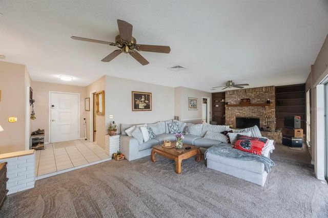 4701 LODESTONE DRIVE, Tampa, FL 33615