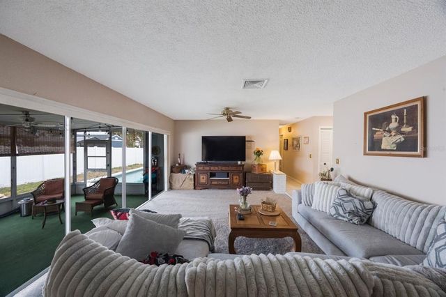 4701 LODESTONE DRIVE, Tampa, FL 33615