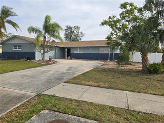 4701 LODESTONE DRIVE, Tampa, FL 33615