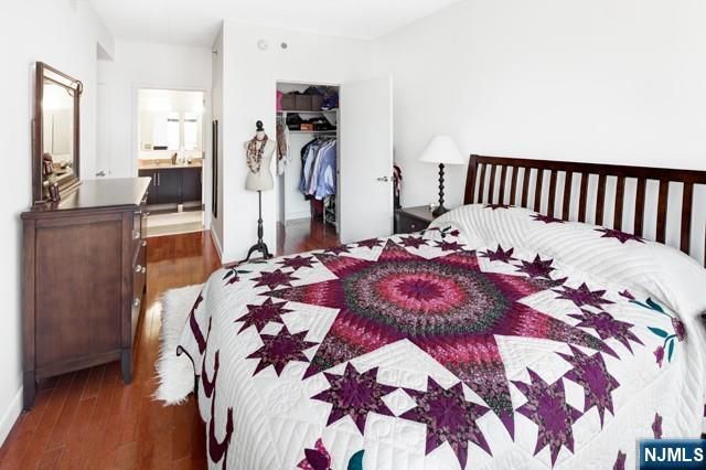 20 Newport Parkway 617, Jersey City, NJ 07310