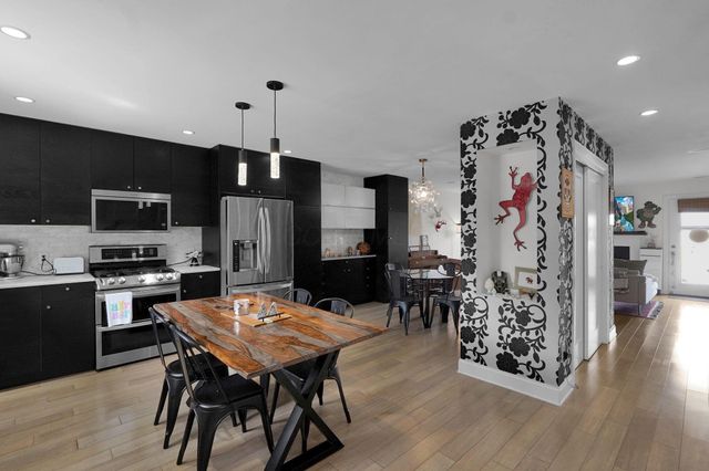 140 Price Avenue, Columbus, OH 43201