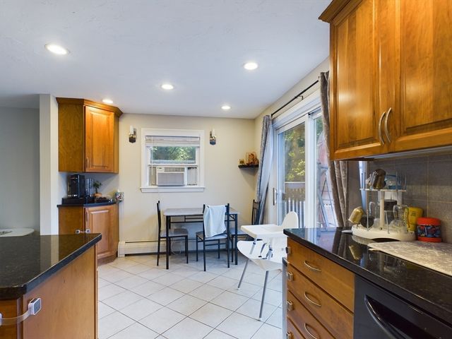 1 Makechnie Rd, Burlington, MA 01803