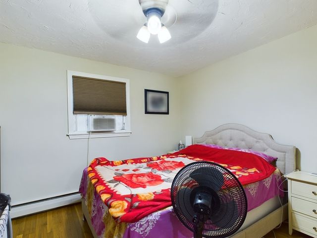 1 Makechnie Rd, Burlington, MA 01803
