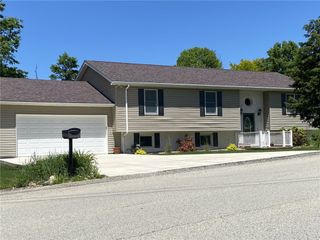 30 Wiggins Ln, South Union Twp, PA 15401