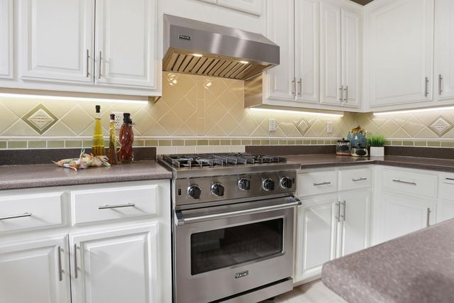 928 Wilks Street, East Palo Alto, CA 94303