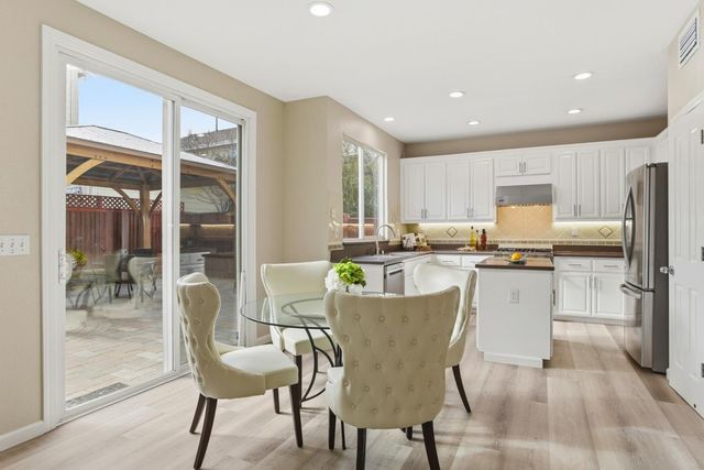 928 Wilks Street, East Palo Alto, CA 94303