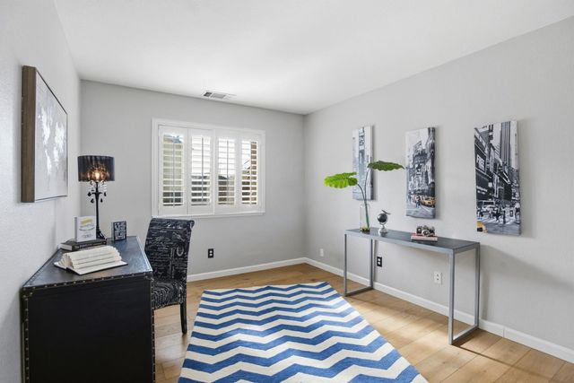 928 Wilks Street, East Palo Alto, CA 94303