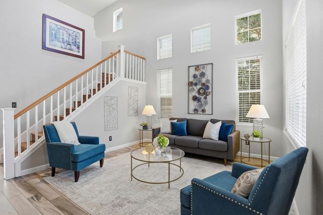 928 Wilks Street, East Palo Alto, CA 94303