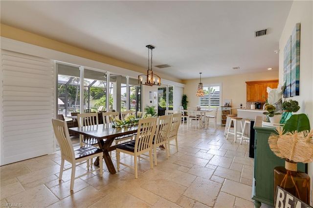 2021 SE 17th PL, Cape Coral, FL 33990